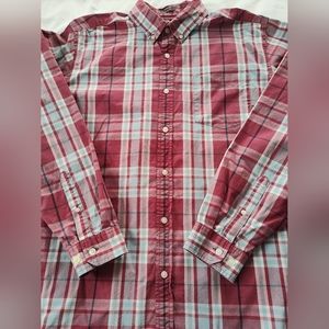 EDDIE BAUER Men's Button Up Shirt. Size XL. Long Sleeves.